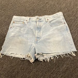 Levi’s 501 denim shorts